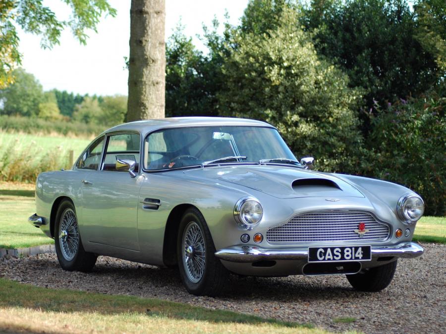  Aston Martin DB4 (Series II) 1960 года  (UK) (фото 10 из 38)